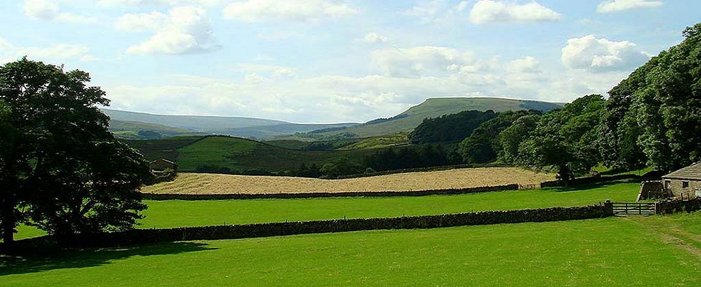 Mile House Farm Country Cottages Traditional Luxury Self-Catering 
Holiday Accommodation in Wensleydale