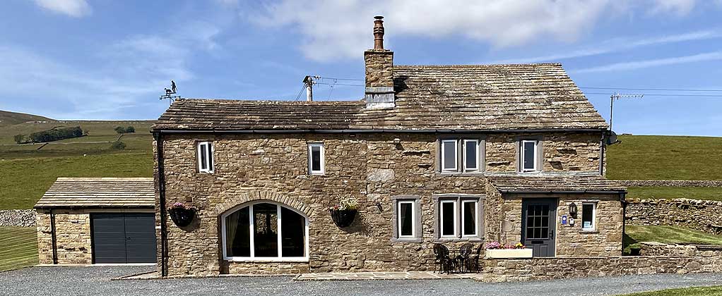 Mile House Farm Country Cottages | Luxury Self-Catering Holiday Accommodation in Wensleydale -
in the beautiful Yorkshire Dales